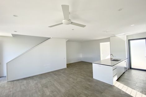 Property photo of 27 Captain Avenue Newport QLD 4020