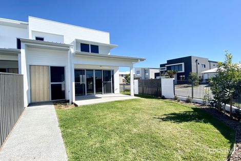 27 Captain Ave, Newport, QLD 4020