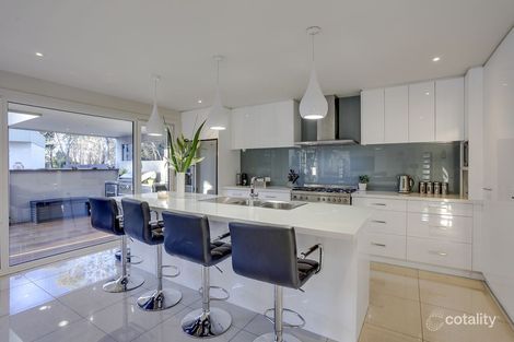 Property photo of 8 Regal Court Seven Mile Beach TAS 7170