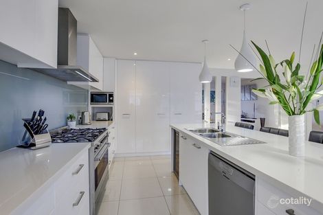 Property photo of 8 Regal Court Seven Mile Beach TAS 7170