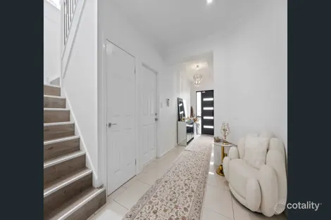 Property photo of 28 Mapleton Circuit Mawson Lakes SA 5095