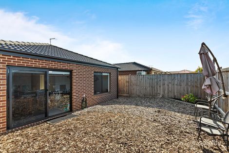 Property photo of 55 Stanmore Crescent Wyndham Vale VIC 3024