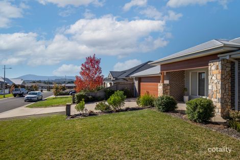Property photo of 5 Sundew Court Gisborne VIC 3437