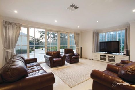 Property photo of 35 Monomeath Avenue Canterbury VIC 3126