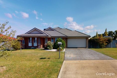 Property photo of 30 Mary Angove Crescent Cootamundra NSW 2590