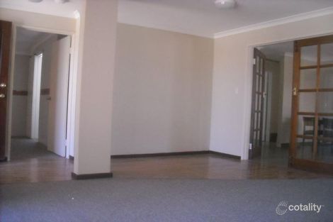 Property photo of 6 Driftwood Way Bennett Springs WA 6063
