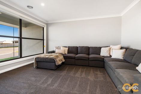 Property photo of 6 Japonica Place Orange NSW 2800