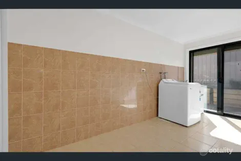 Property photo of 77 Wallace Drive Craigmore SA 5114