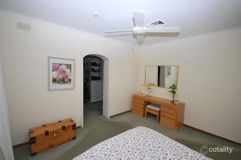 Property photo of 5 Harley Place Vista SA 5091