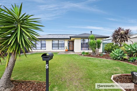 5 Kwinana Cres, Port Noarlunga South, SA 5167