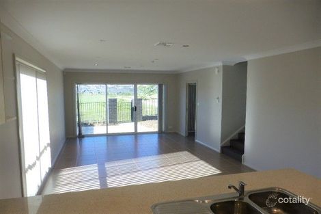 Property photo of 9/21 Muriel Stewart Circuit Bonner ACT 2914