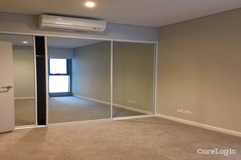 Property photo of 608/18 Footbridge Boulevard Wentworth Point NSW 2127