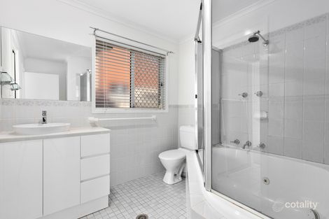 Property photo of 8/17 Elm Way Jerrabomberra NSW 2619
