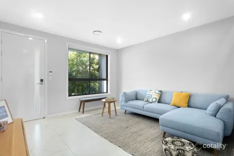 Property photo of 12 Neptune Circuit Schofields NSW 2762