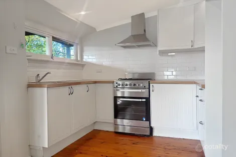 Property photo of 11 Winbourne Road Hazelbrook NSW 2779