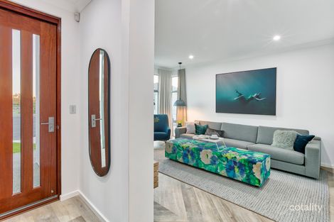 Property photo of 6 Rue Place Treeby WA 6164