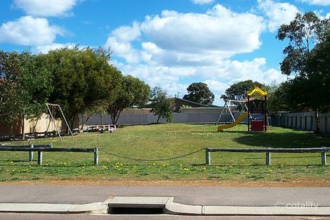 17 Milner St, Sinclair, WA 6450