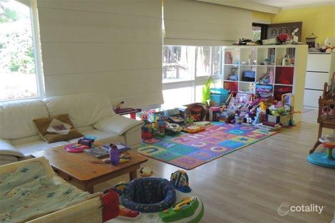 Property photo of 43 Dunbarton Drive Wantirna VIC 3152