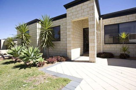 48c Storrington Cres, Westminster, WA 6061