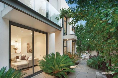 Property photo of 2/52 Bruce Street Toorak VIC 3142