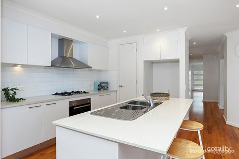 Property photo of 15 Point Close Torquay VIC 3228