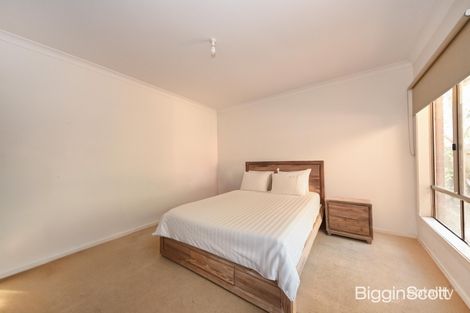 Property photo of 2/12 Miller Crescent Mount Waverley VIC 3149