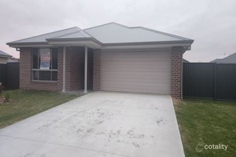 5 Evesham Cct, North Tamworth, NSW 2340