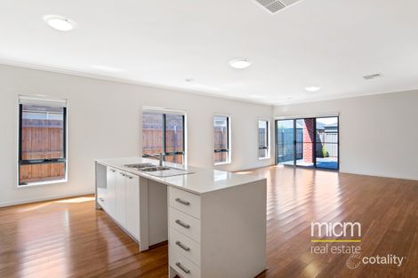 Property photo of 16 Yellowbox Drive Point Cook VIC 3030