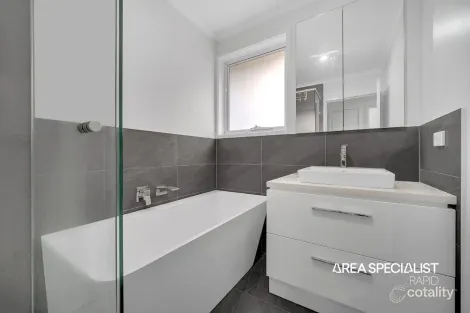 Property photo of 2/35 Sarona Street Dandenong VIC 3175
