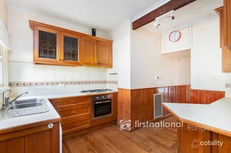 Property photo of 30 Heroes Avenue Emerald VIC 3782
