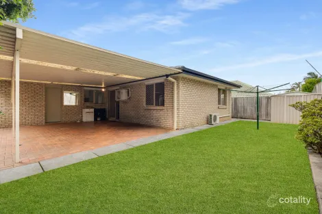 Property photo of 9 Robinson Crescent Runcorn QLD 4113