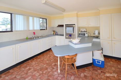 Property photo of 1 Dolphin Court North Shore NSW 2444
