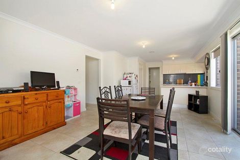 Property photo of 7 Ruby Close Kilmore VIC 3764