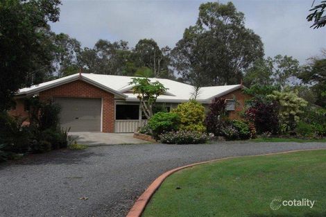 Property photo of 105 Garden Drive Urangan QLD 4655