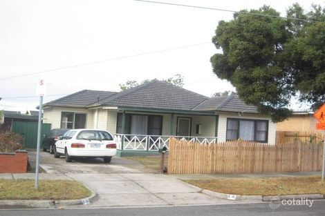 18 Gloria Ave, Dandenong North, VIC 3175