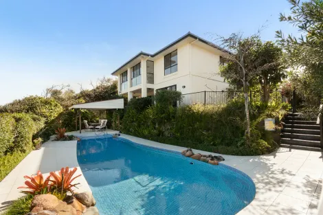 Property photo of 13 Wavecrest Drive Castaways Beach QLD 4567