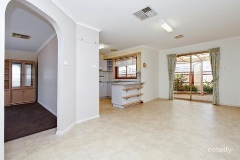 2/43 Kimberley Rd, Werribee, VIC 3030