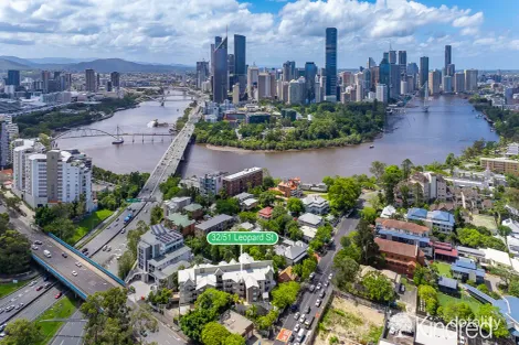 Property photo of 32/51 Leopard Street Kangaroo Point QLD 4169