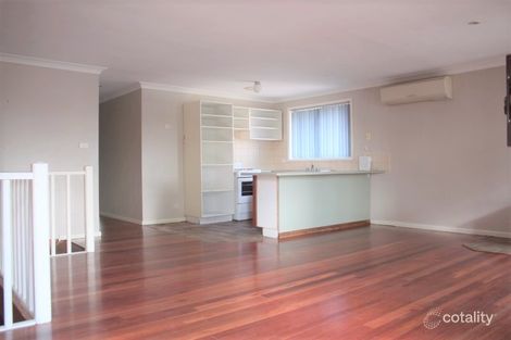 Property photo of 2/86 Andrew Thompson Drive McGraths Hill NSW 2756