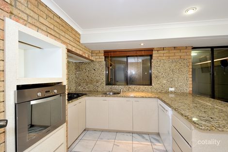 Property photo of 10 Yarra Close Cooloongup WA 6168