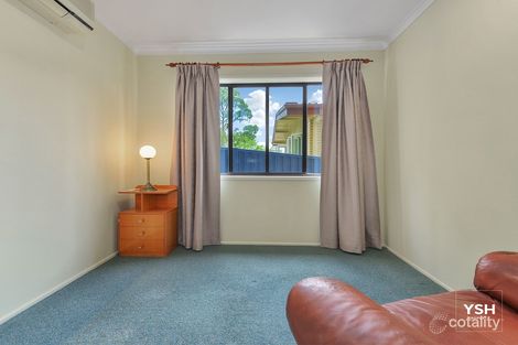 Property photo of 31 Warren Street St Lucia QLD 4067