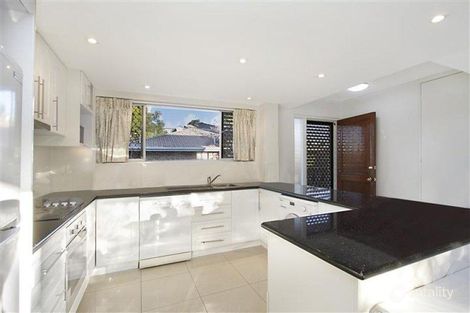 7/128 Marine Pde, Southport, QLD 4215