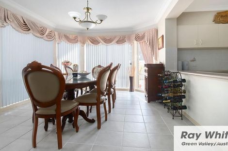 Property photo of 4 Browse Place Green Valley NSW 2168