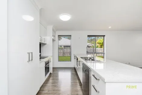Property photo of 5 Relaxed Place Wondunna QLD 4655