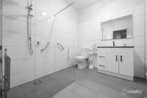 Property photo of 15 McKenna Road Glen Waverley VIC 3150