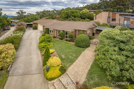 Property photo of 11 Jackie Howe Crescent Macarthur ACT 2904