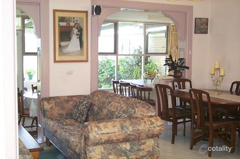 Property photo of 6 Range Road Burwood East VIC 3151