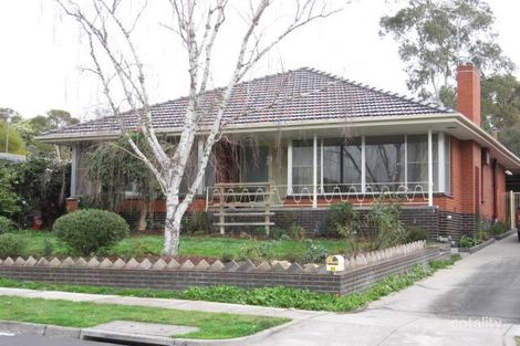 33 Highfield Rd, Doncaster East, VIC 3109