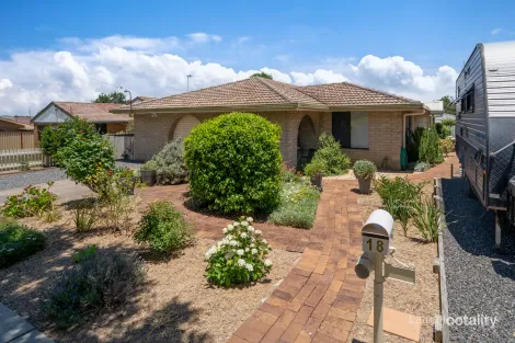 18 Crest Rd, Armidale, NSW 2350