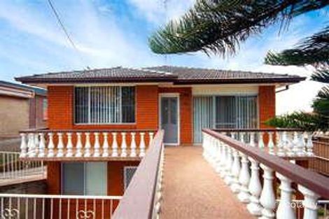 29 Weringa Ave, Lake Heights, NSW 2502